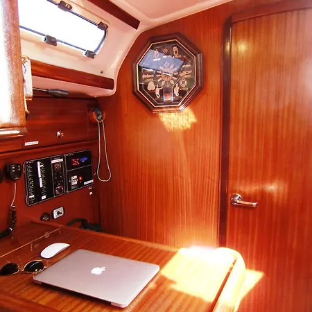 Dream On The Boat *