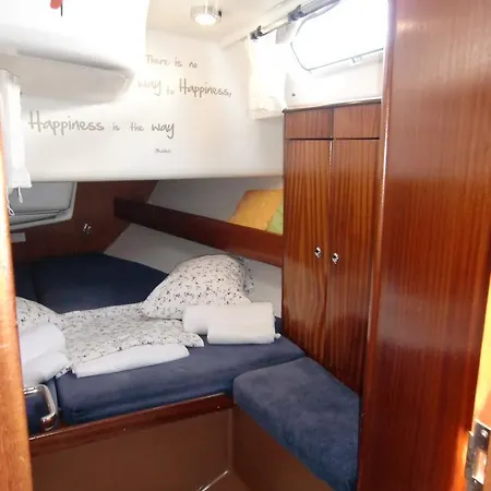 Dream On The Boat *