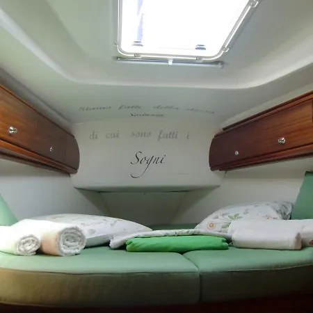 Bed & Breakfast Dream On The Boat Portisco