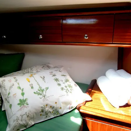 Bed & Breakfast Dream On The Boat Portisco
