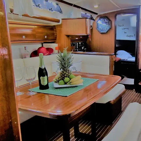 B&B Dream On The Boat Portisco