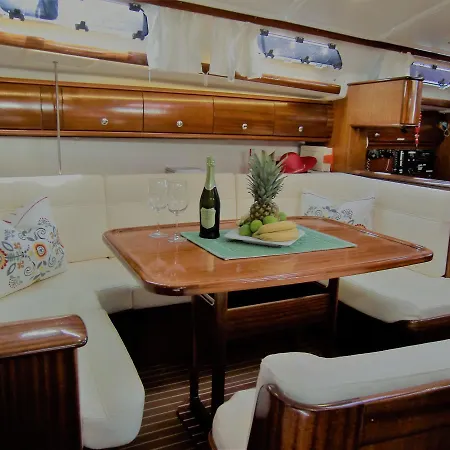 Dream On The Boat *